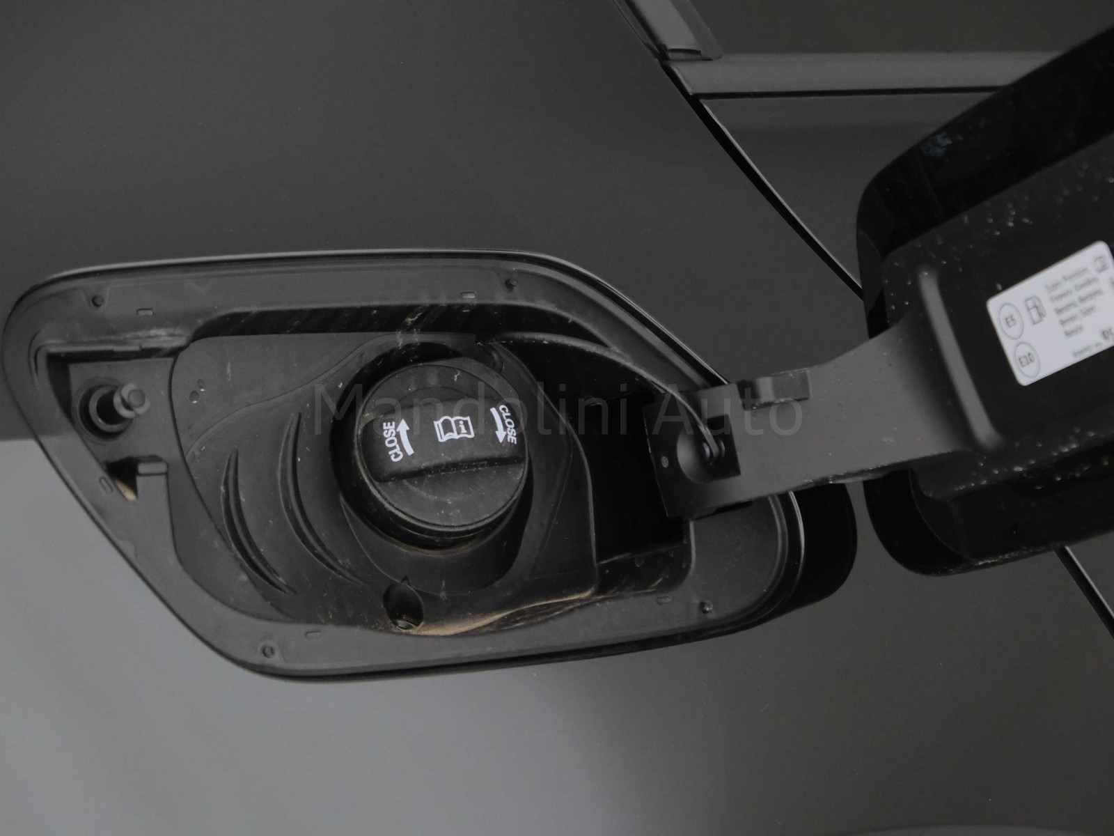 38 - Volkswagen Golf 1.5 tsi ehybrid 204cv edition plus dsg