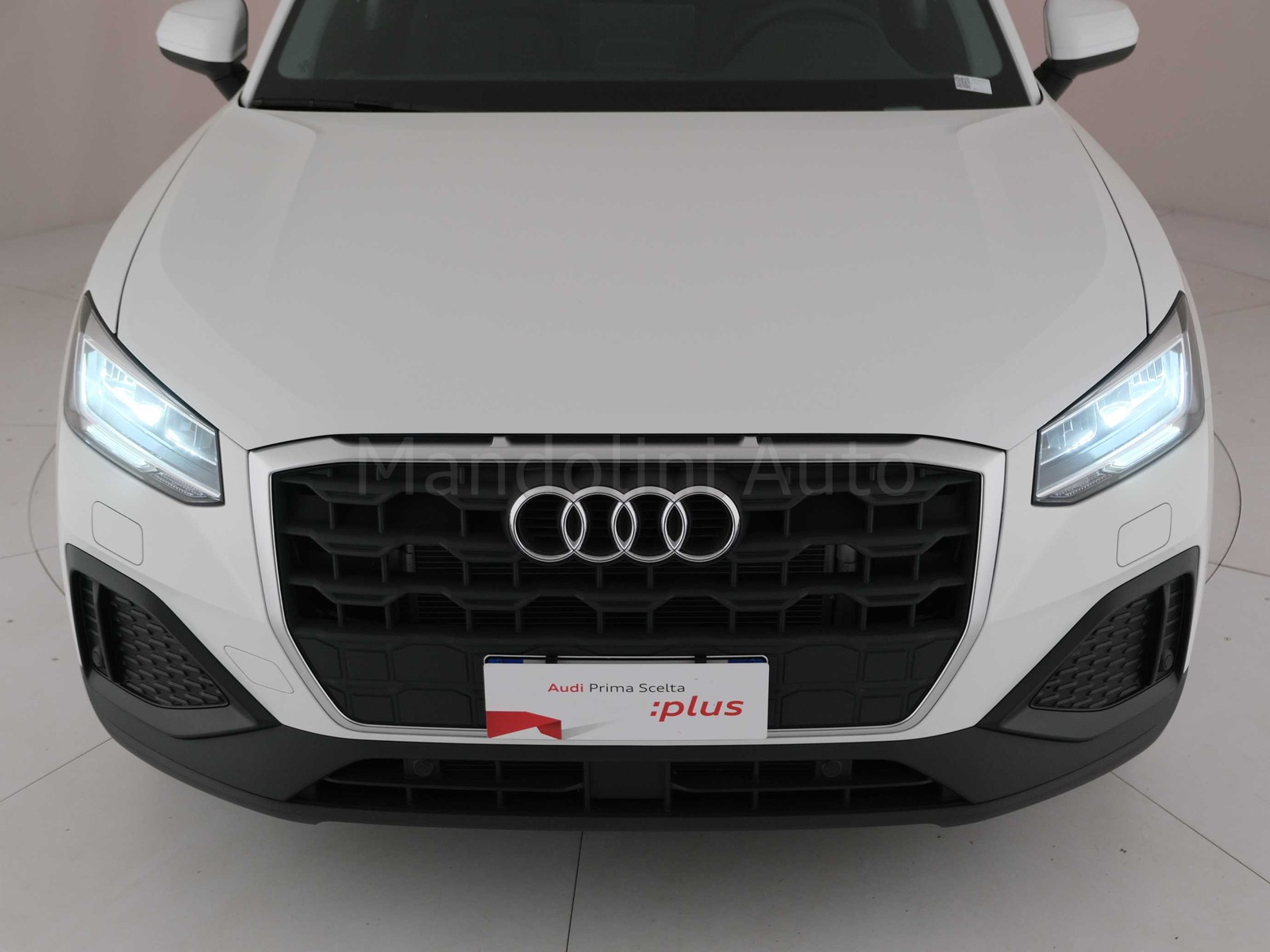 41 - Audi Q2 35 2.0 tdi business s tronic