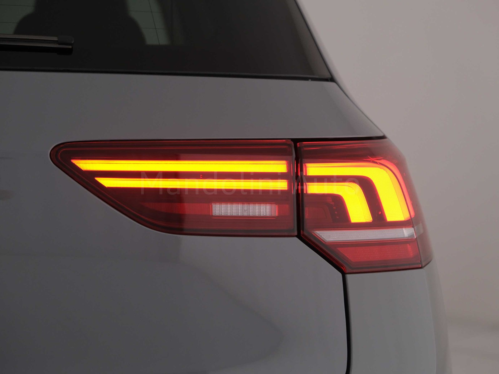 41 - Volkswagen Golf 1.5 tsi ehybrid 204cv edition plus dsg