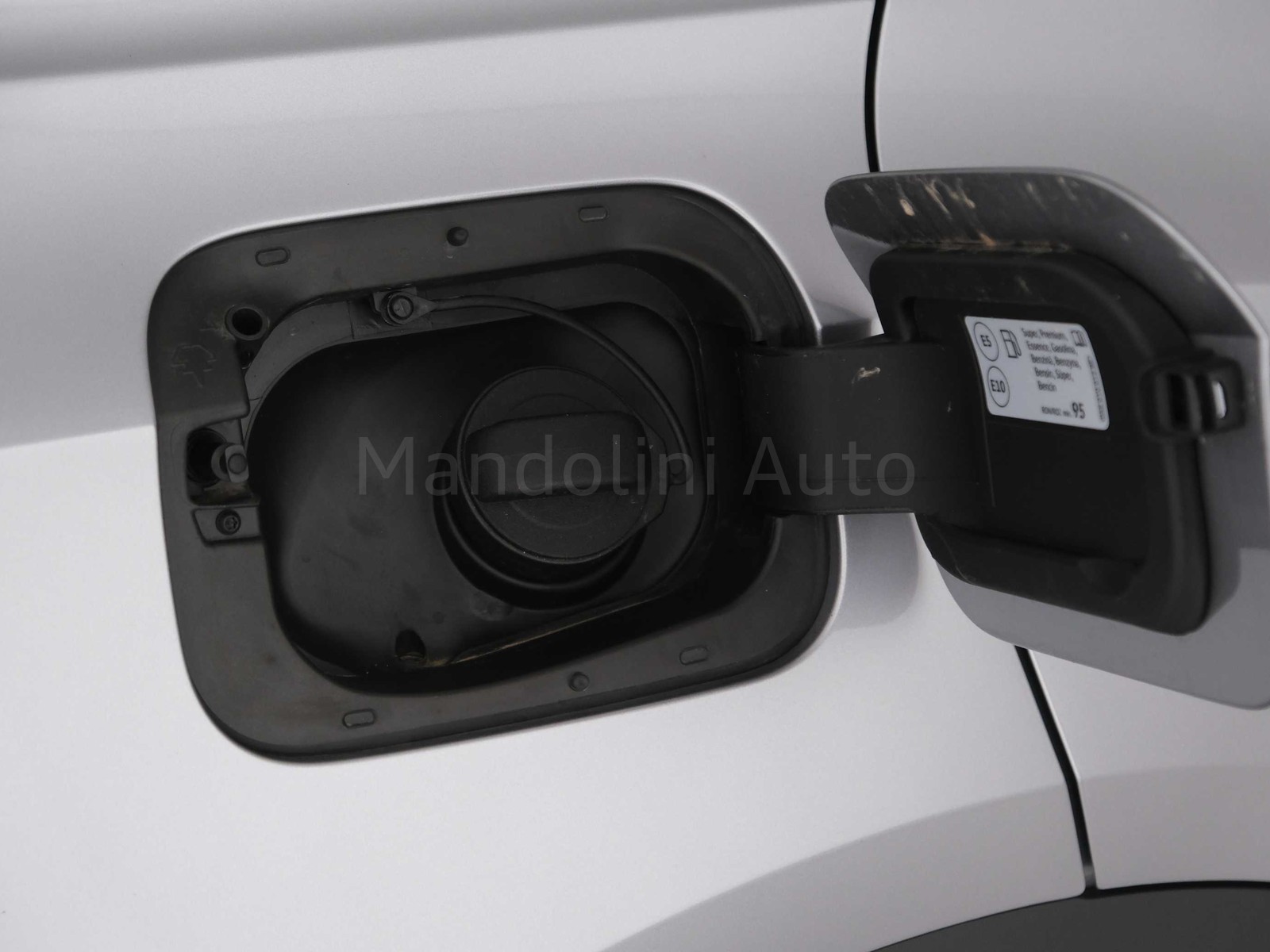 36 - Volkswagen T-Roc 1.0 tsi 115cv sport