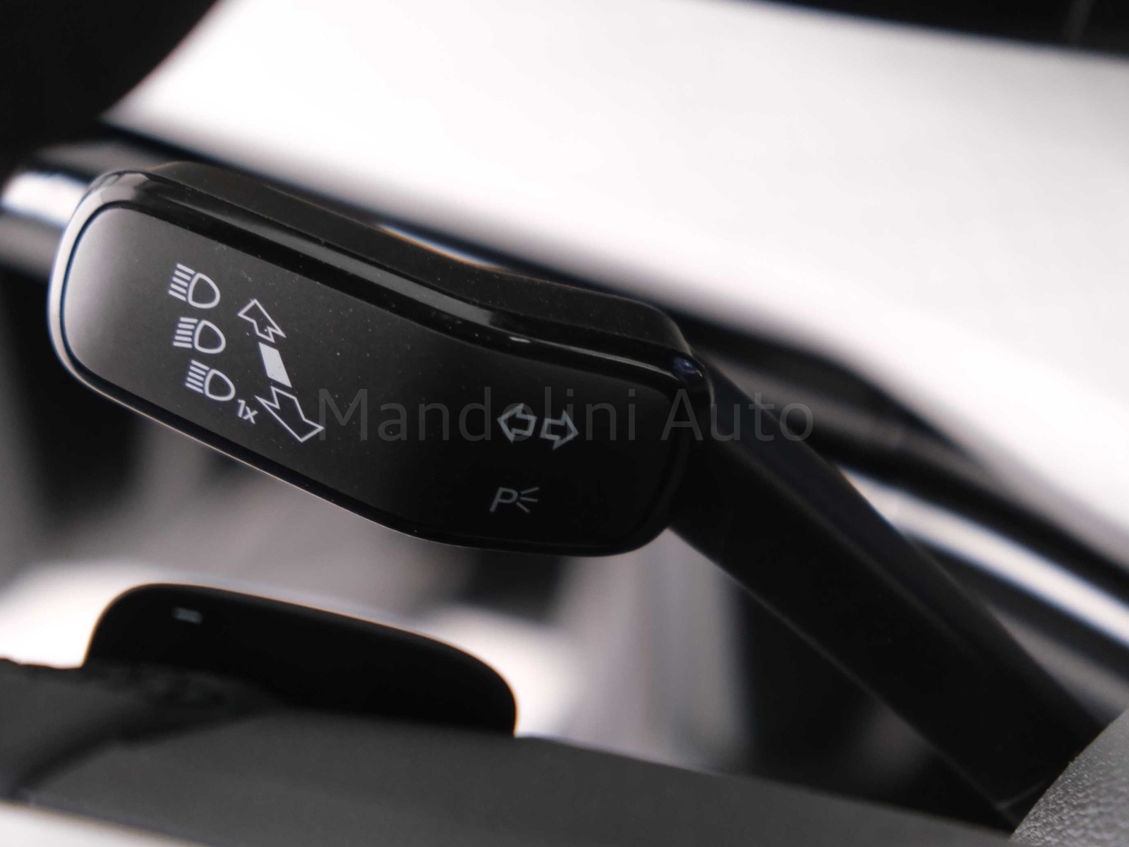 30 - Volkswagen Golf 1.5 tsi ehybrid 204cv edition plus dsg