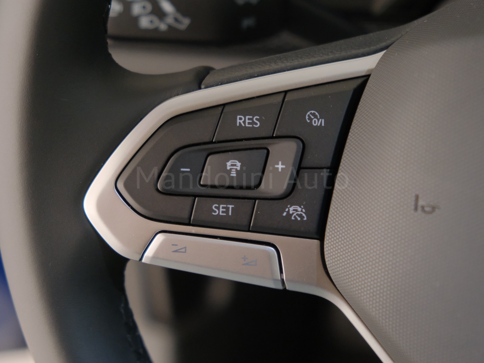 26 - Volkswagen Taigo 1.0 tsi 115cv edition plus