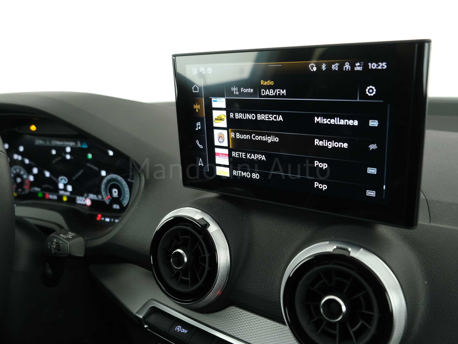 21 - Audi Q2 35 1.5 tfsi business advanced s tronic