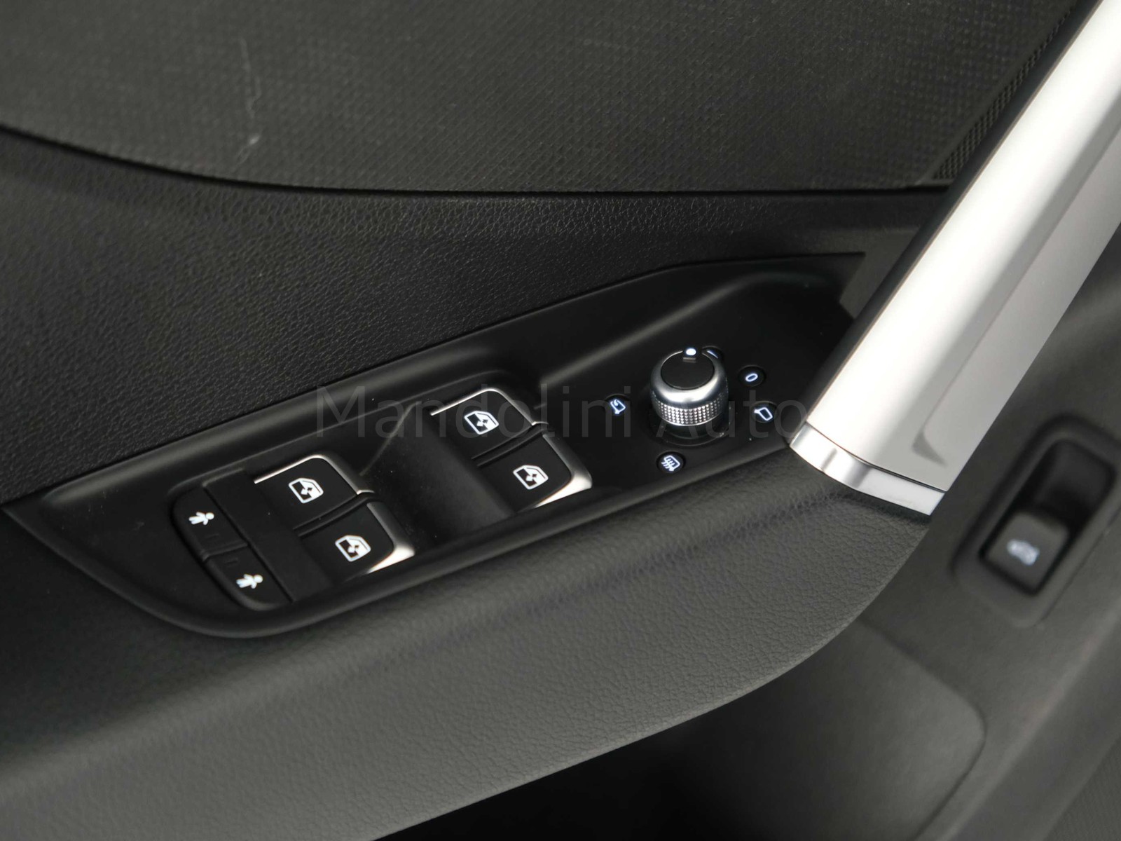 22 - Audi Q2 35 1.5 tfsi business advanced s tronic