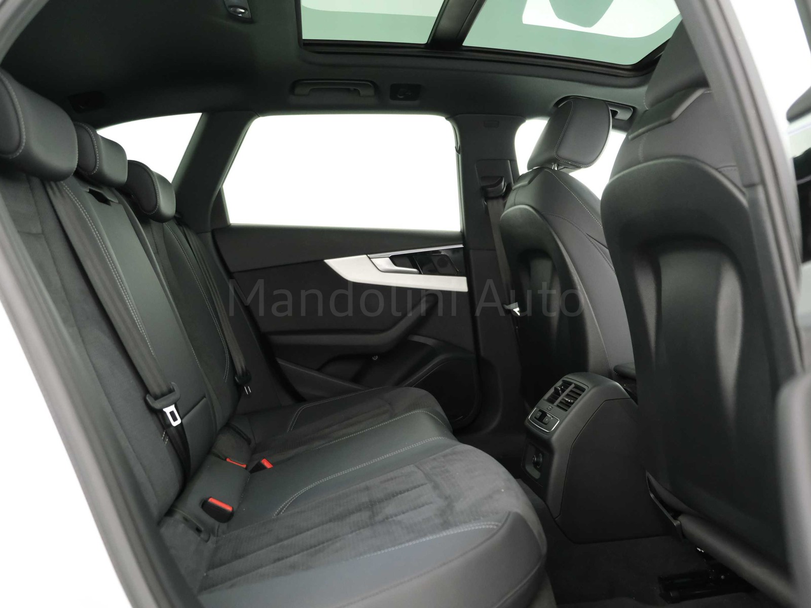 36 - Audi S4 avant 3.0 v6 tdi mhev 341cv sport attitude quattro tiptronic