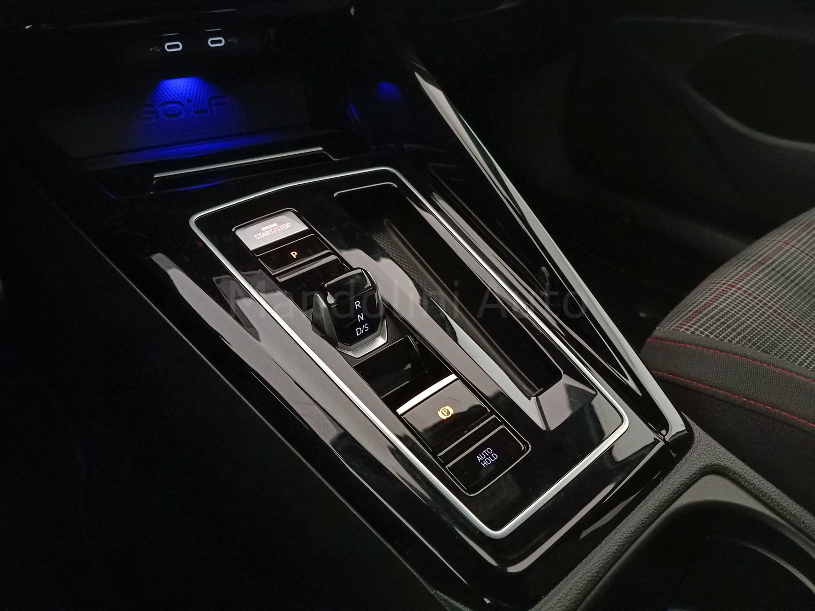 12 - Volkswagen Golf 2.0 tsi 245cv gti dsg