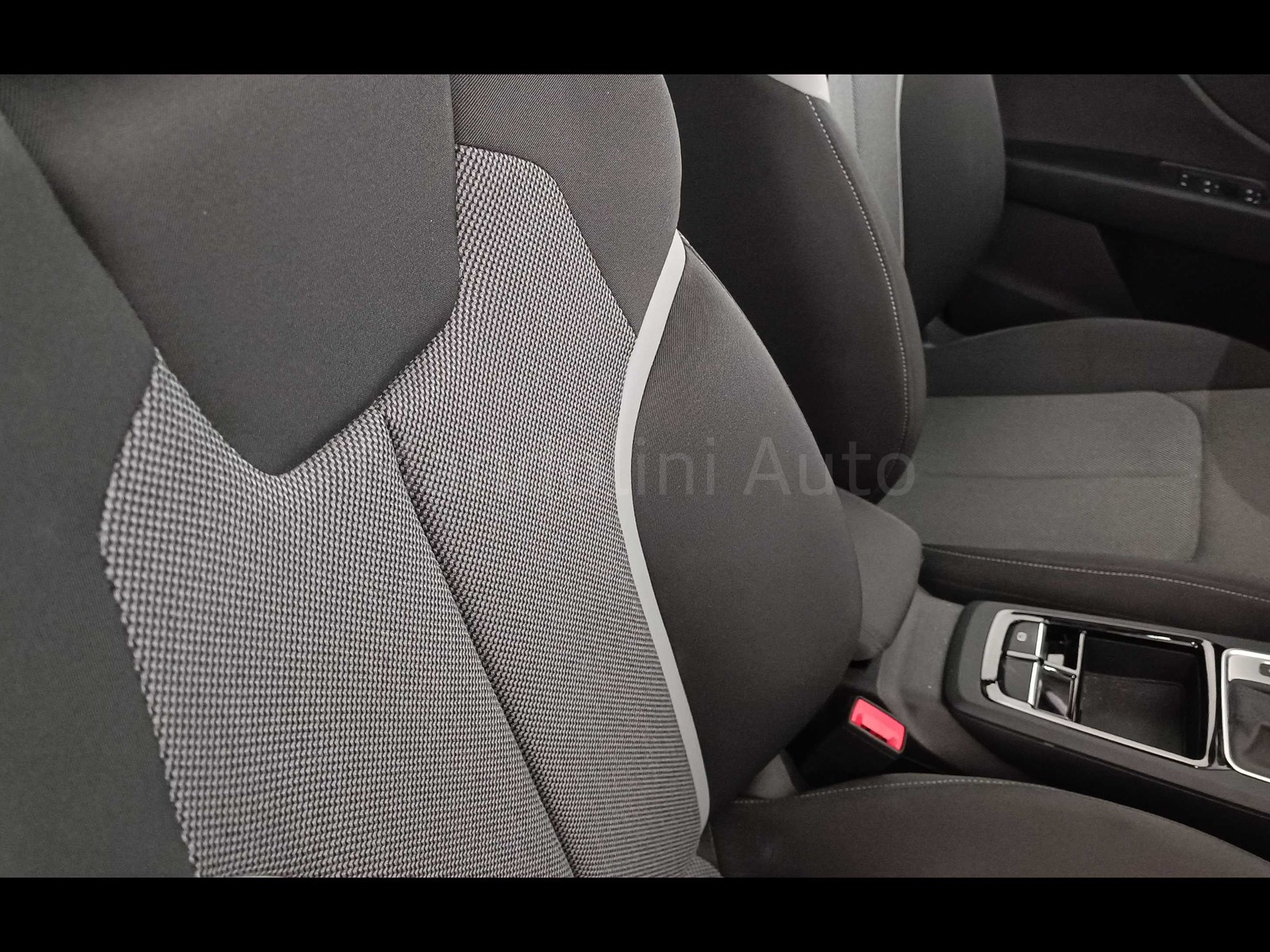 30 - Audi Q2 35 1.5 tfsi s line edition s tronic