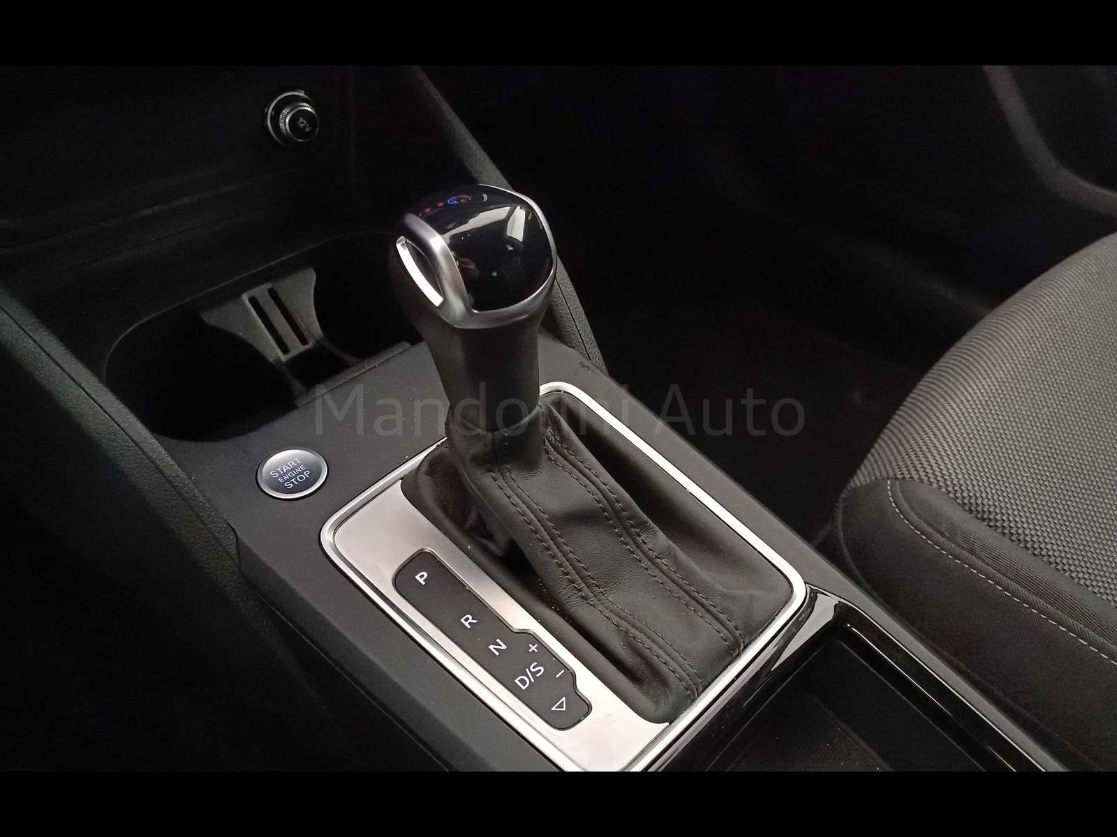 5 - Audi Q2 35 1.5 tfsi s line edition s tronic