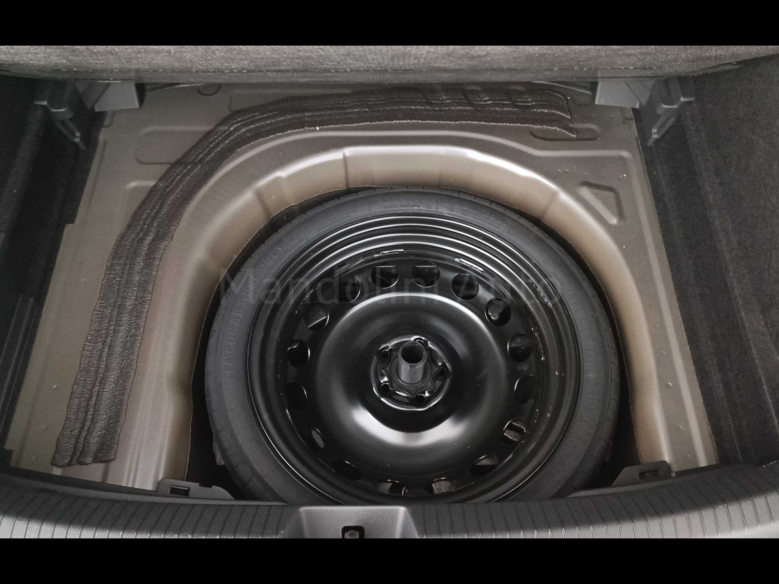 35 - Volkswagen Taigo 1.5 tsi 150cv r-line dsg