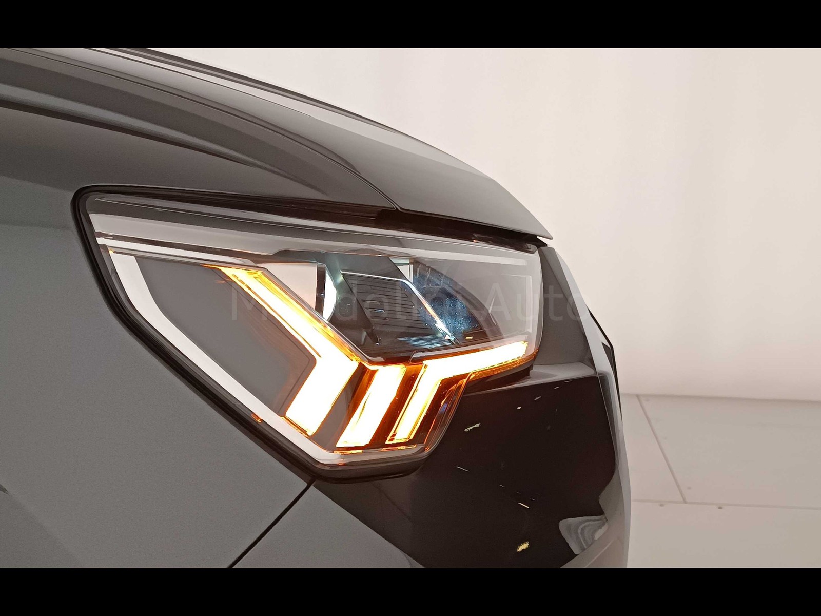 42 - Audi Q3 35 2.0 tdi s line edition s tronic