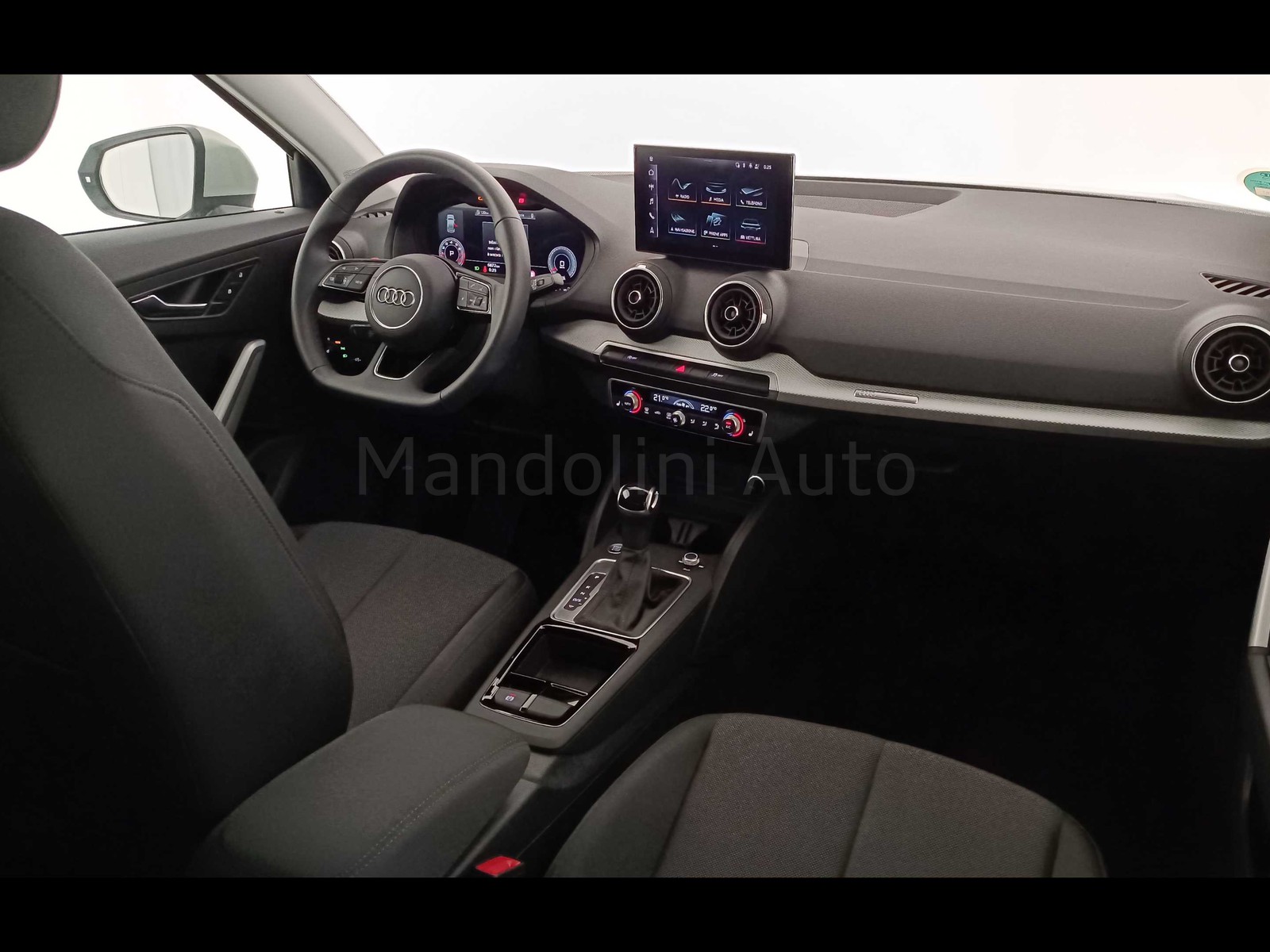 3 - Audi Q2 35 1.5 tfsi business advanced s tronic