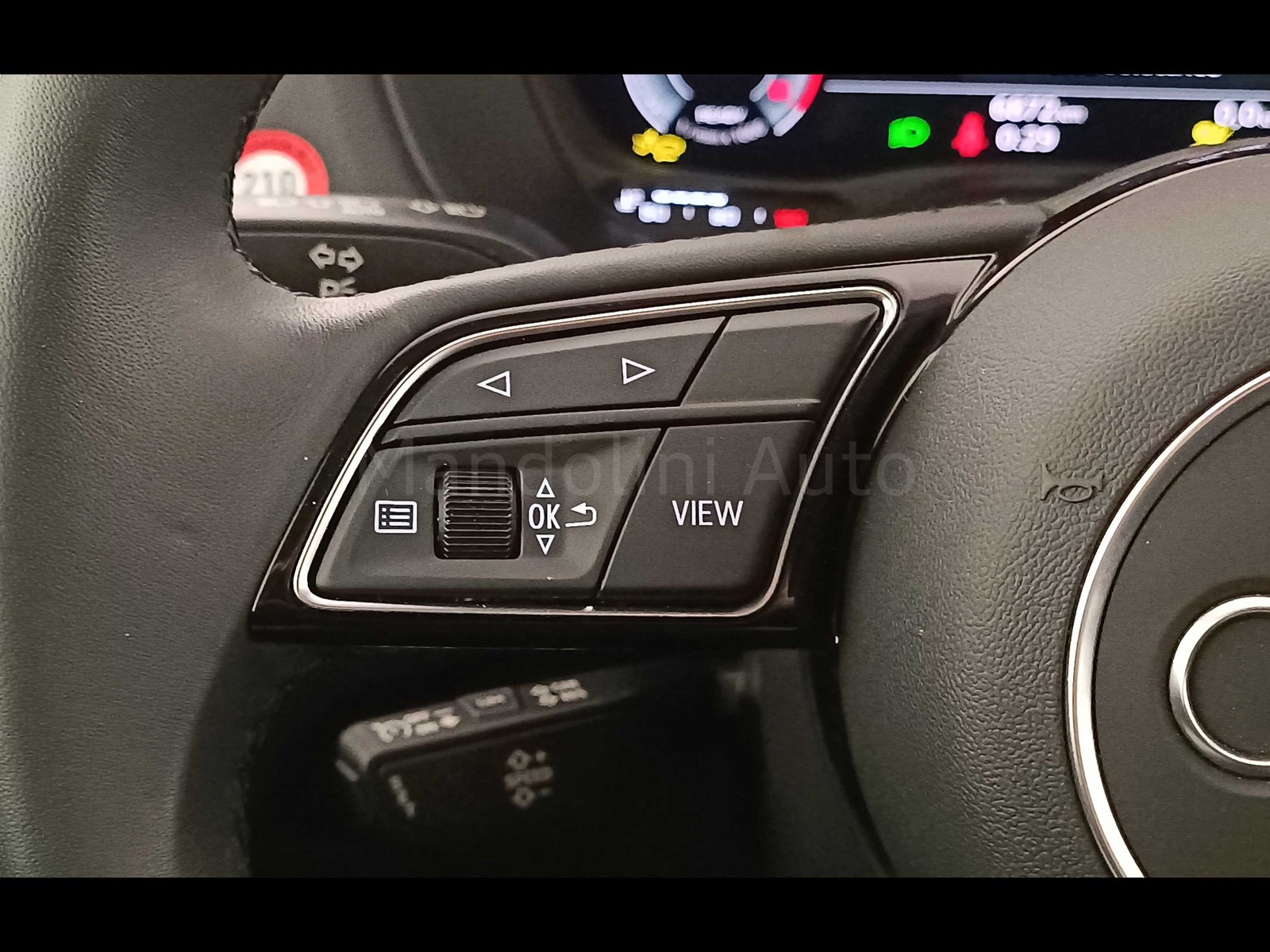 22 - Audi Q2 35 1.5 tfsi business advanced s tronic