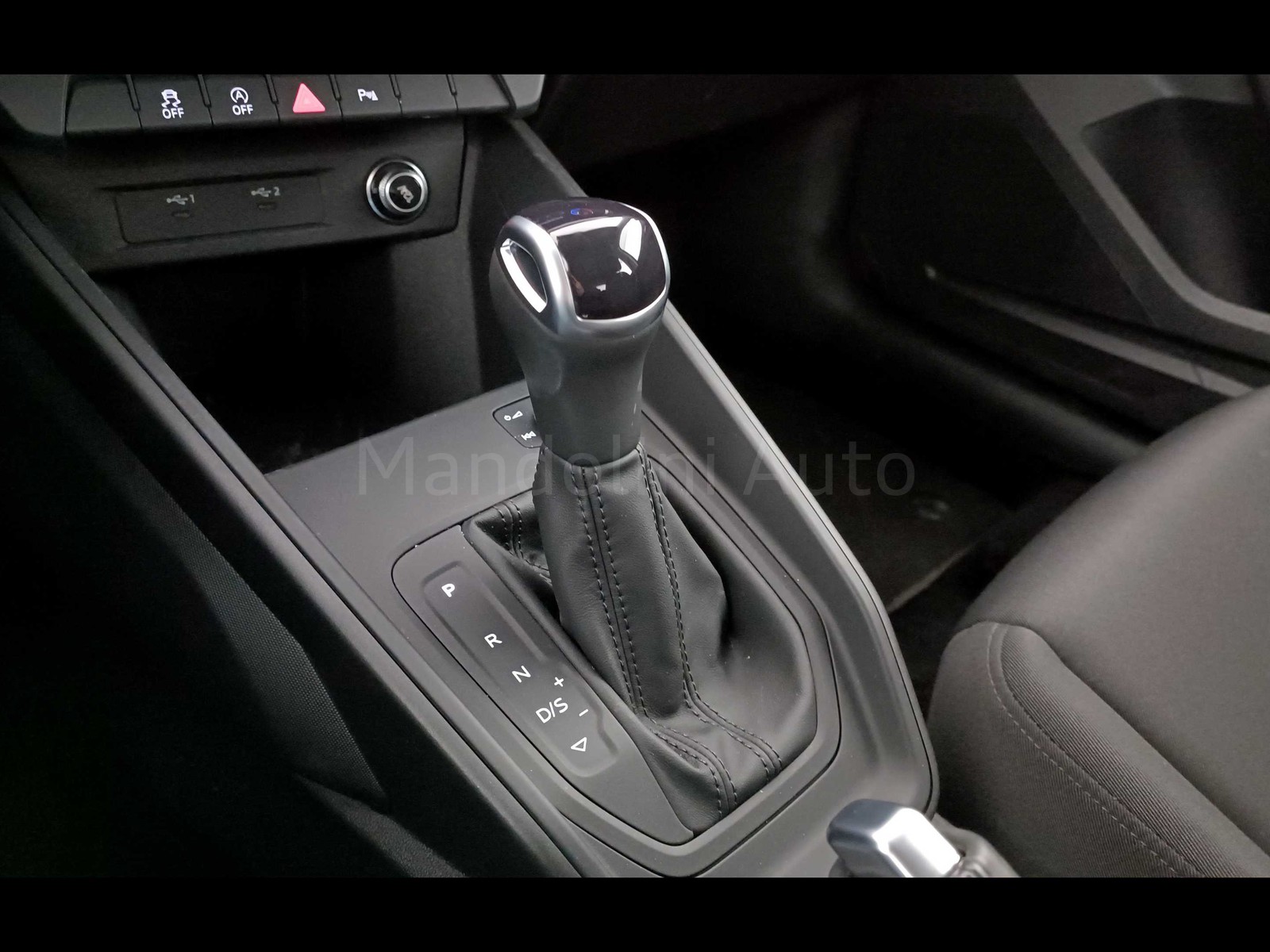 5 - Audi A1 sportback 30 1.0 tfsi 110cv admired s tronic