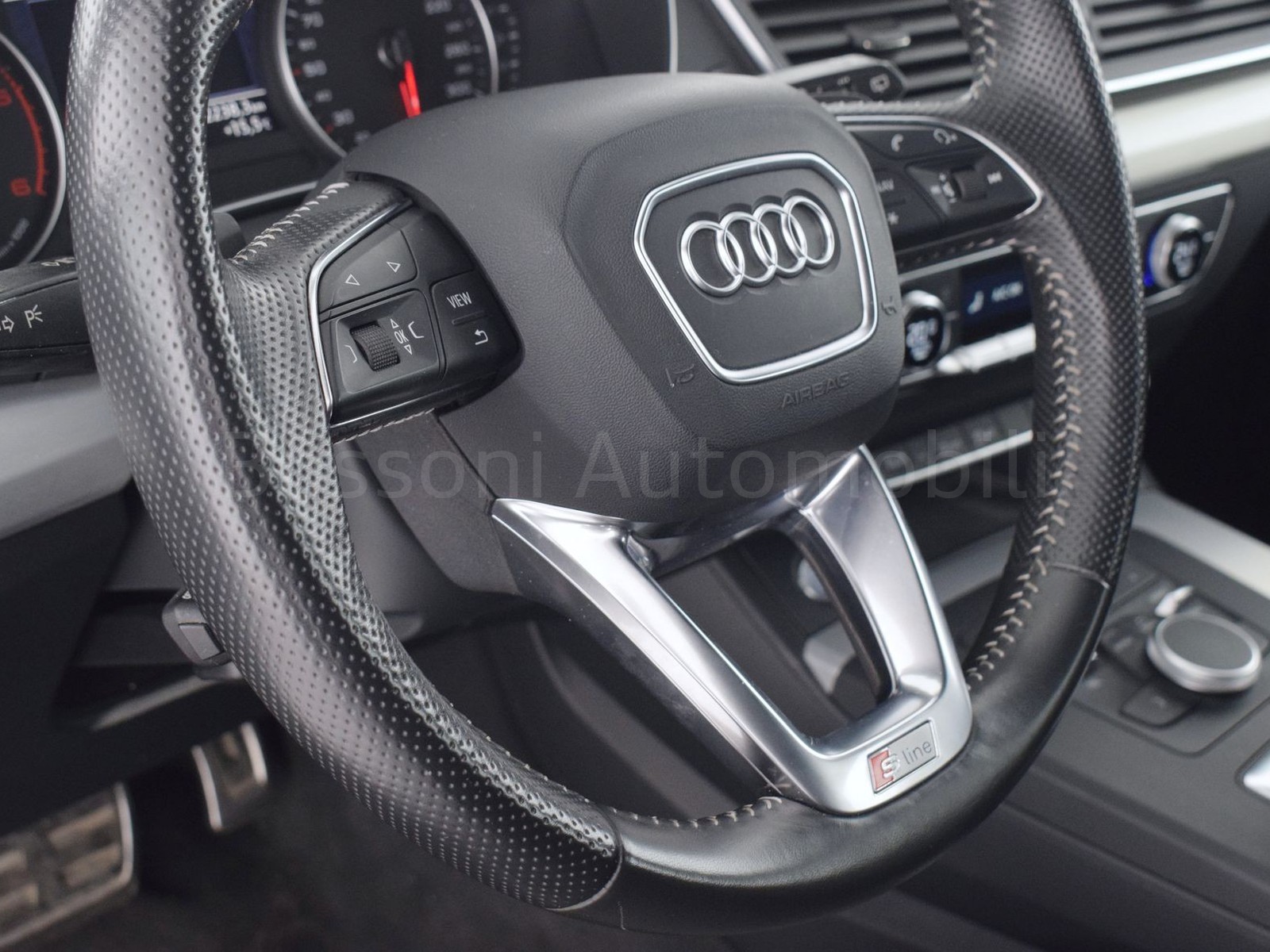 27 - Audi Q5 35 2.0 tdi 163cv business sport quattro s tronic