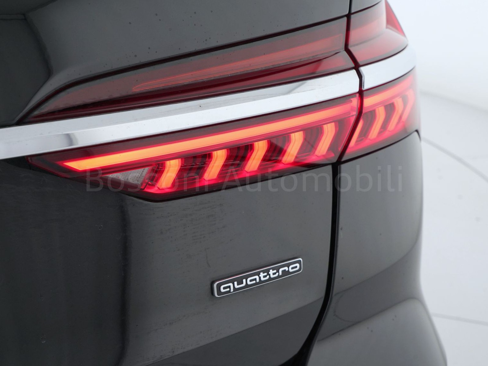 38 - Audi A6 avant 45 3.0 v6 tdi mhev 48v s line edition quattro ultra s tronic