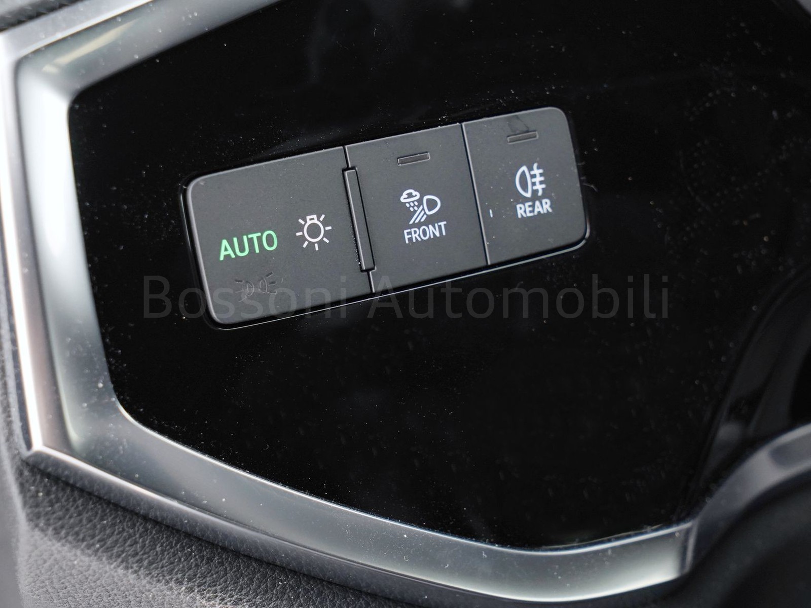 11 - Audi Q3 sportback 40 2.0 tdi 193cv s line edition quattro s tronic