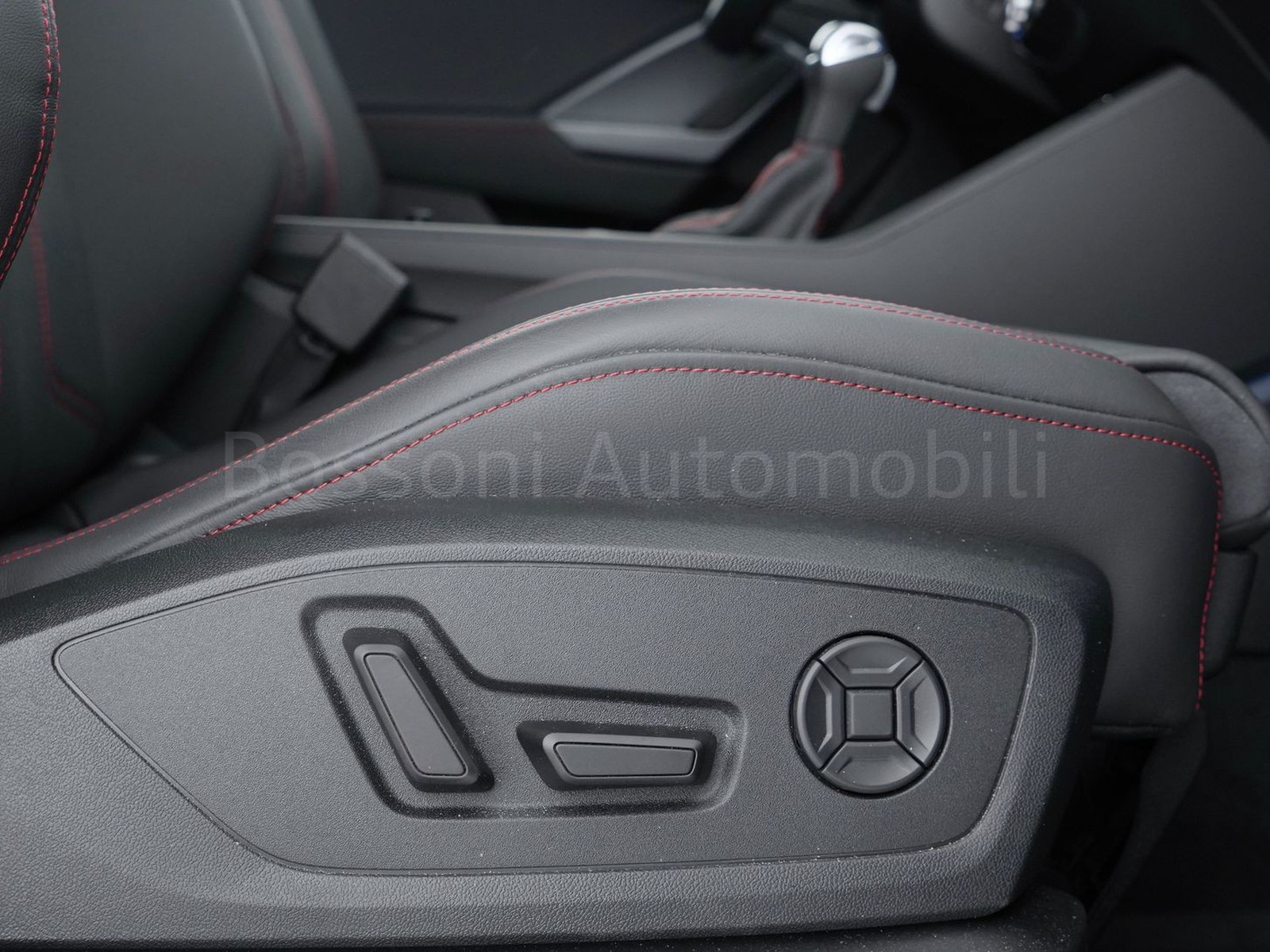 20 - Audi Q3 sportback 40 2.0 tdi 193cv s line edition quattro s tronic