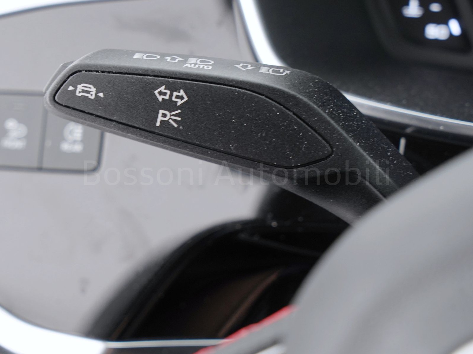 29 - Audi Q3 sportback 40 2.0 tdi 193cv s line edition quattro s tronic