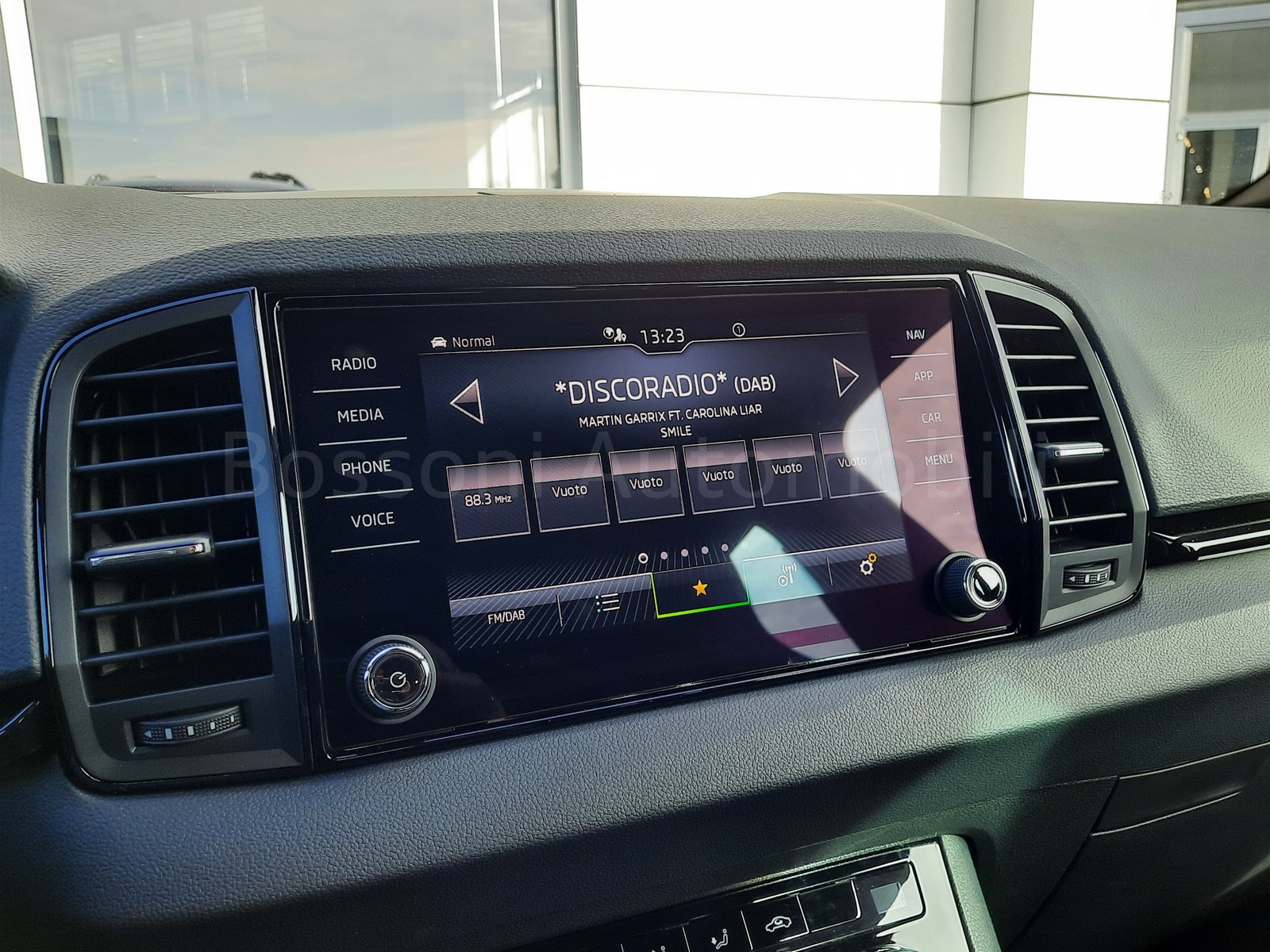 18 - Skoda Karoq 2.0 tdi evo scr 150cv sportline dsg