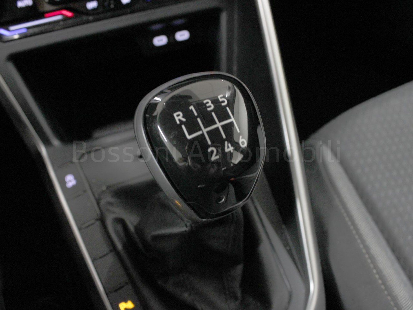 20 - Volkswagen Taigo 1.0 tsi 110cv life