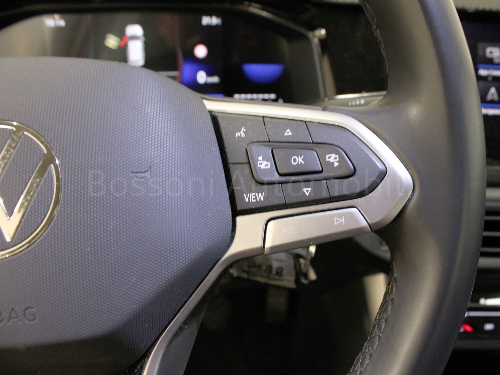 23 - Volkswagen Taigo 1.0 tsi 110cv life