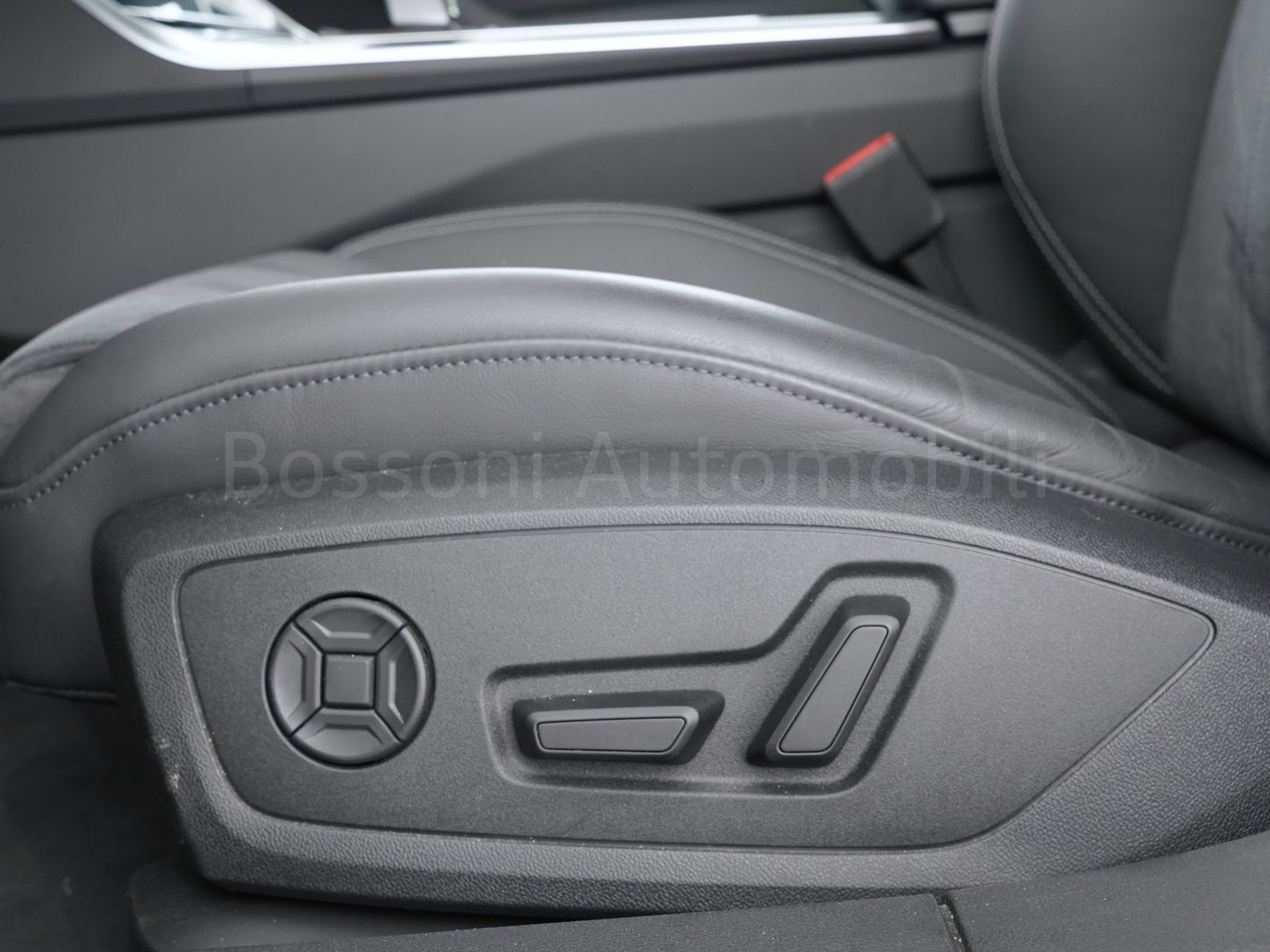 21 - Audi A6 allroad allroad 40 2.0 tdi mhev 12v 204cv business advanced quattro ultra s tronic