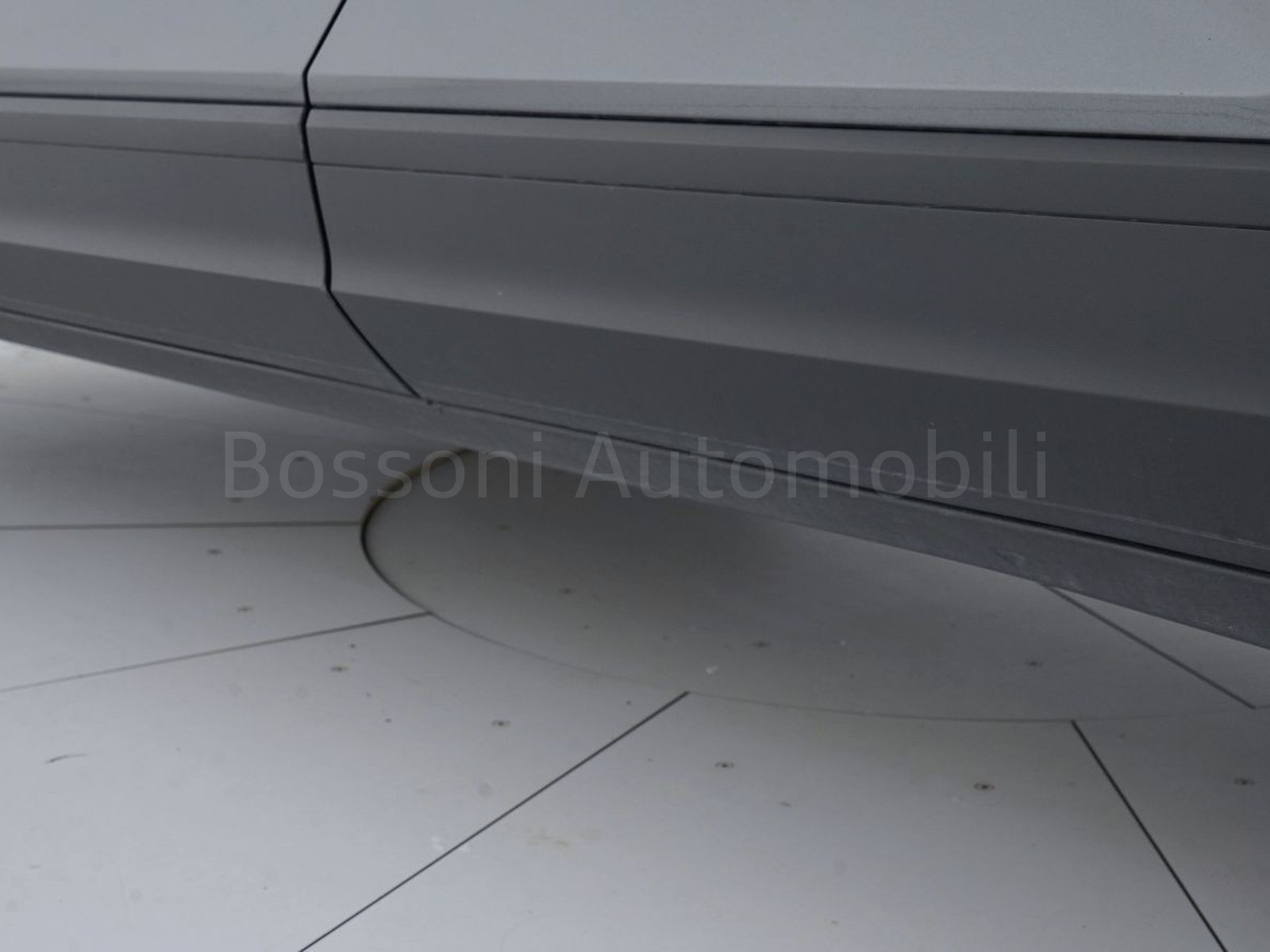 32 - Volkswagen T-Roc 2.0 tdi scr 115cv life