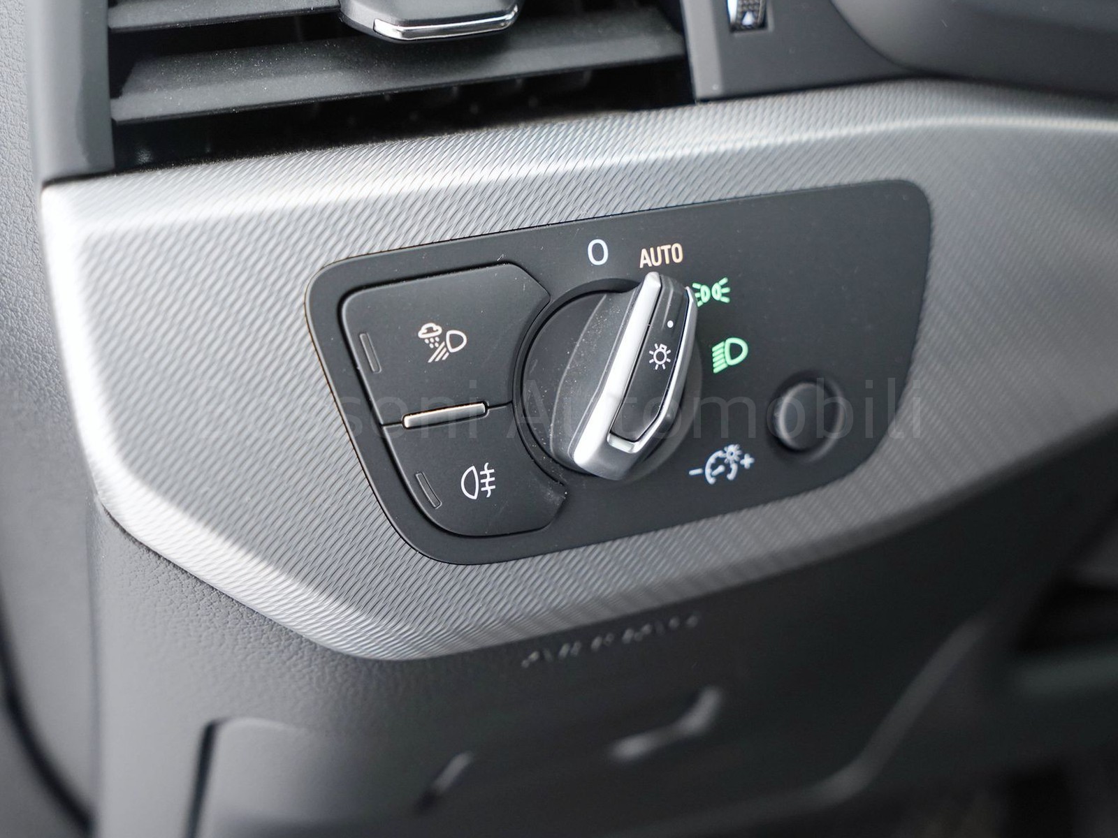 11 - Audi A4 allroad allroad 40 2.0 tdi mhev 204cv identity contrast quattro s tronic