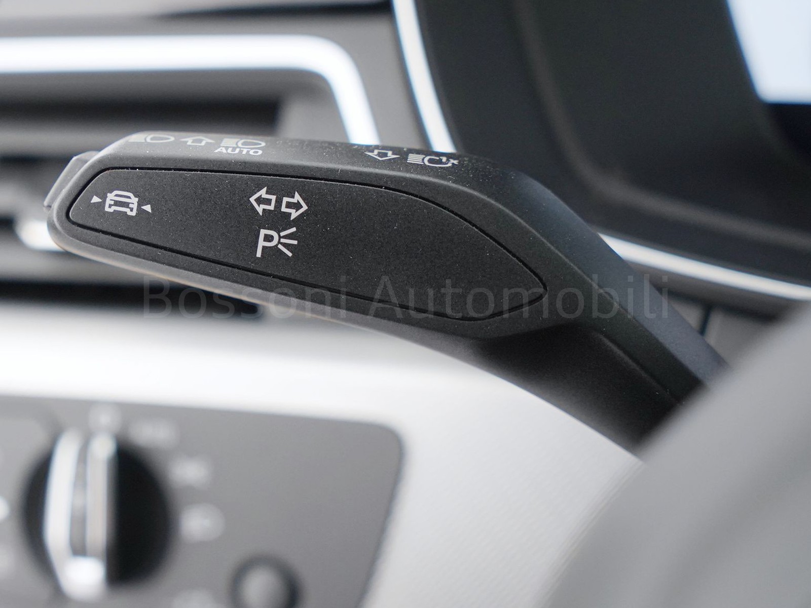 28 - Audi A4 allroad allroad 40 2.0 tdi mhev 204cv identity contrast quattro s tronic