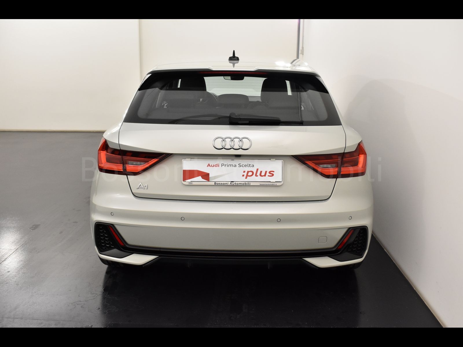 12 - Audi A1 sportback 30 1.0 tfsi 116cv s line edition s tronic