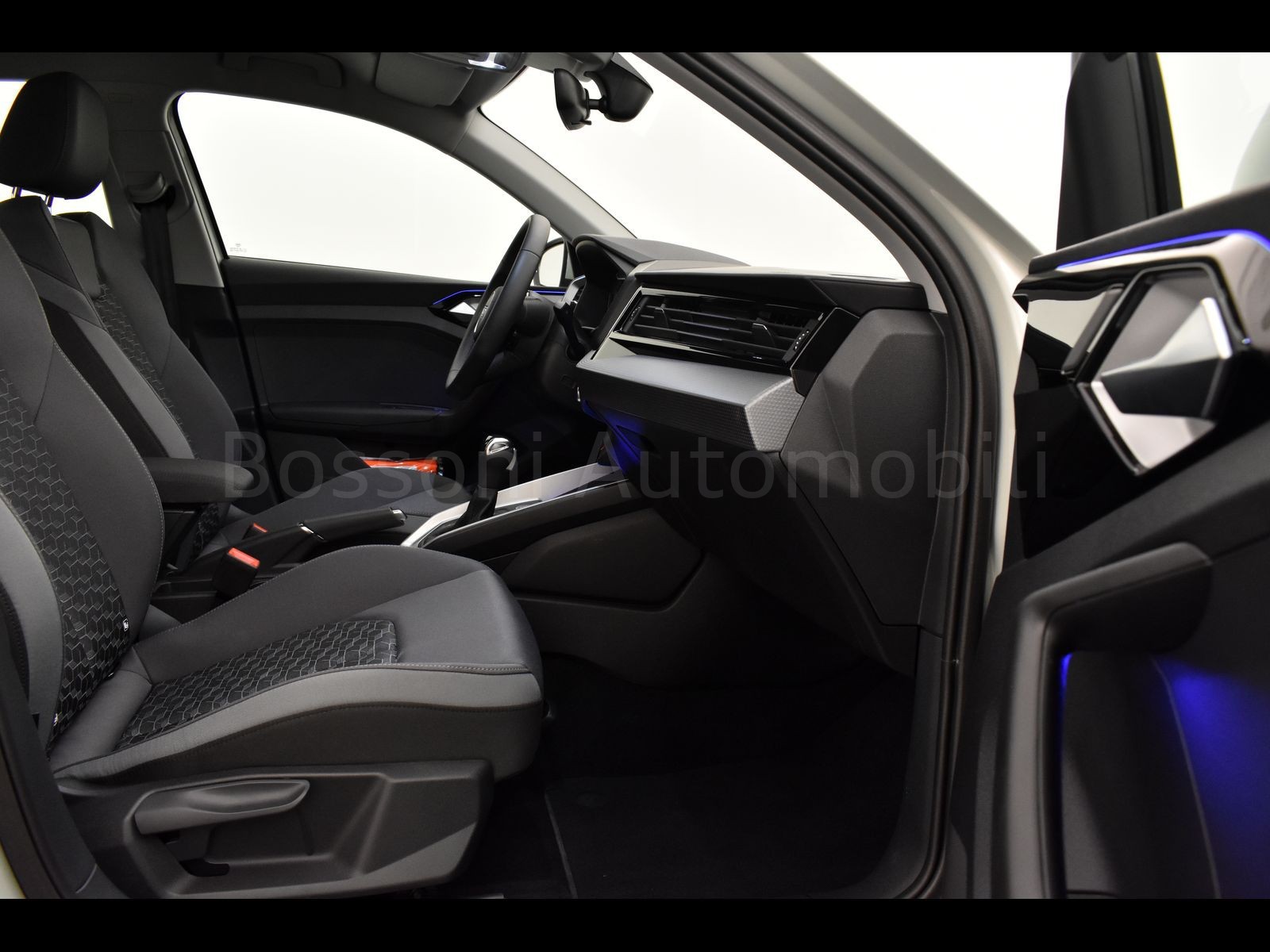 14 - Audi A1 sportback 30 1.0 tfsi 116cv s line edition s tronic