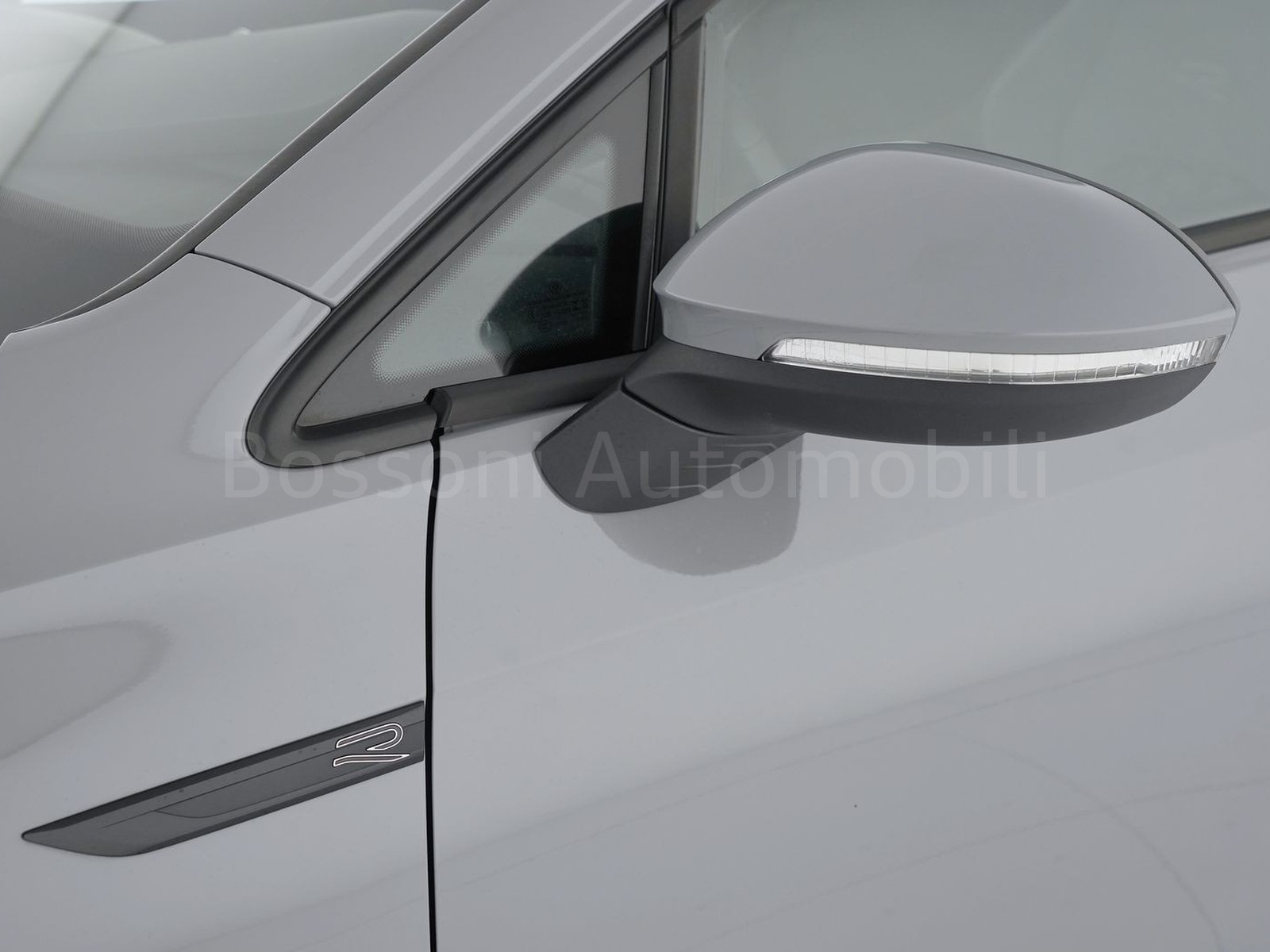 36 - Volkswagen Golf 1.5 tsi evo act 150cv r-line