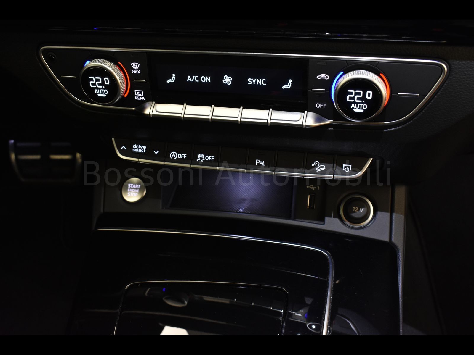 8 - Audi Q5 sportback 40 2.0 tdi mhev 12v s line plus quattro s tronic