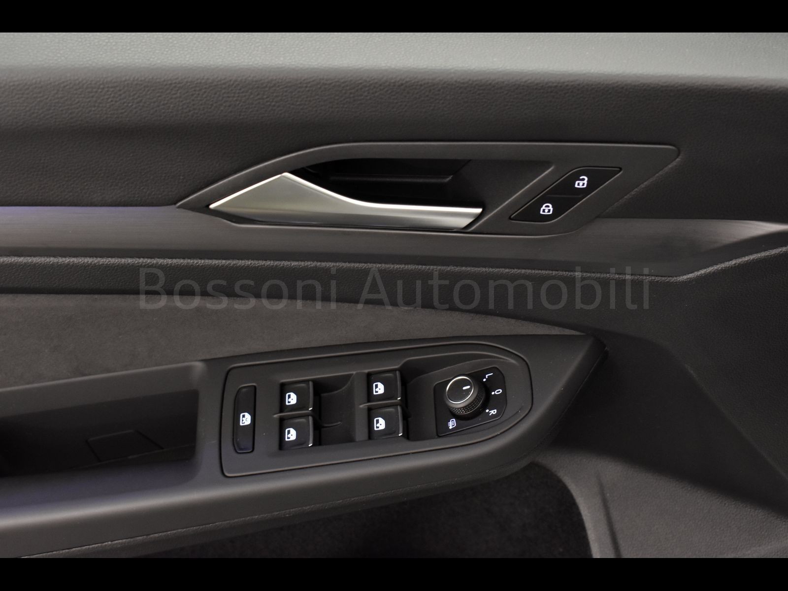 17 - Volkswagen Golf 2.0 tdi scr 115cv style