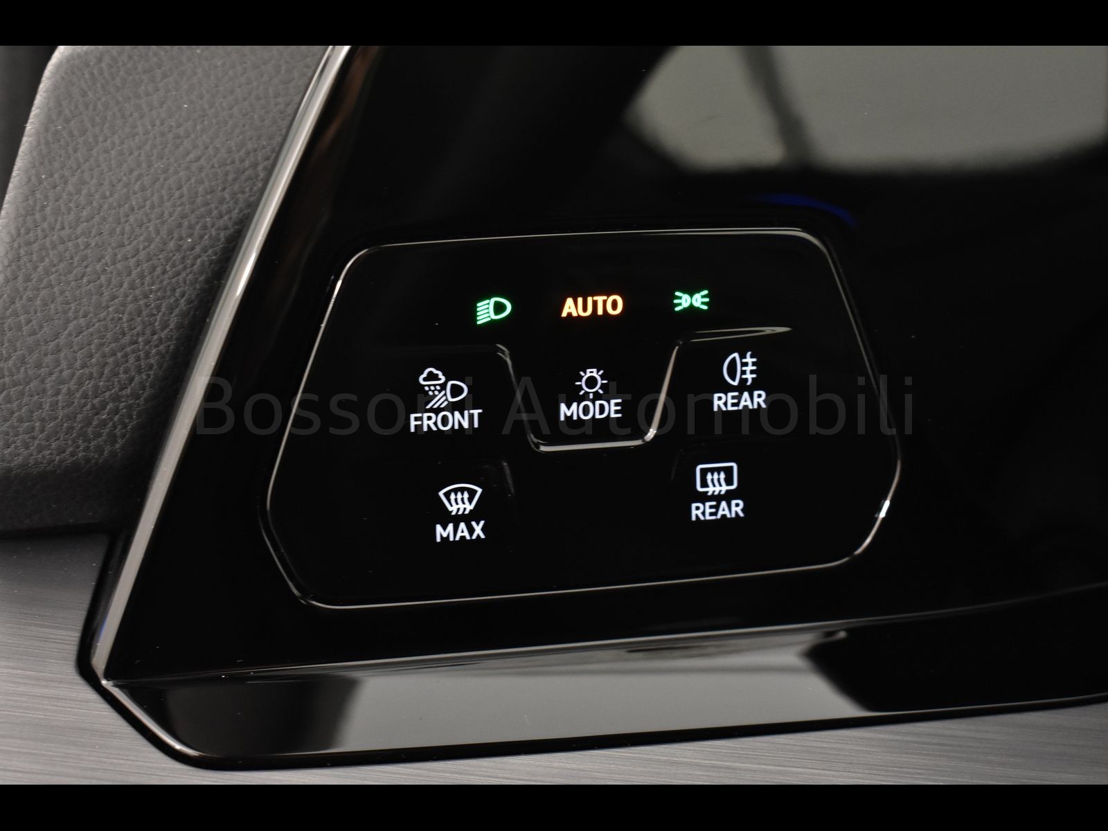 18 - Volkswagen Golf 2.0 tdi scr 115cv style