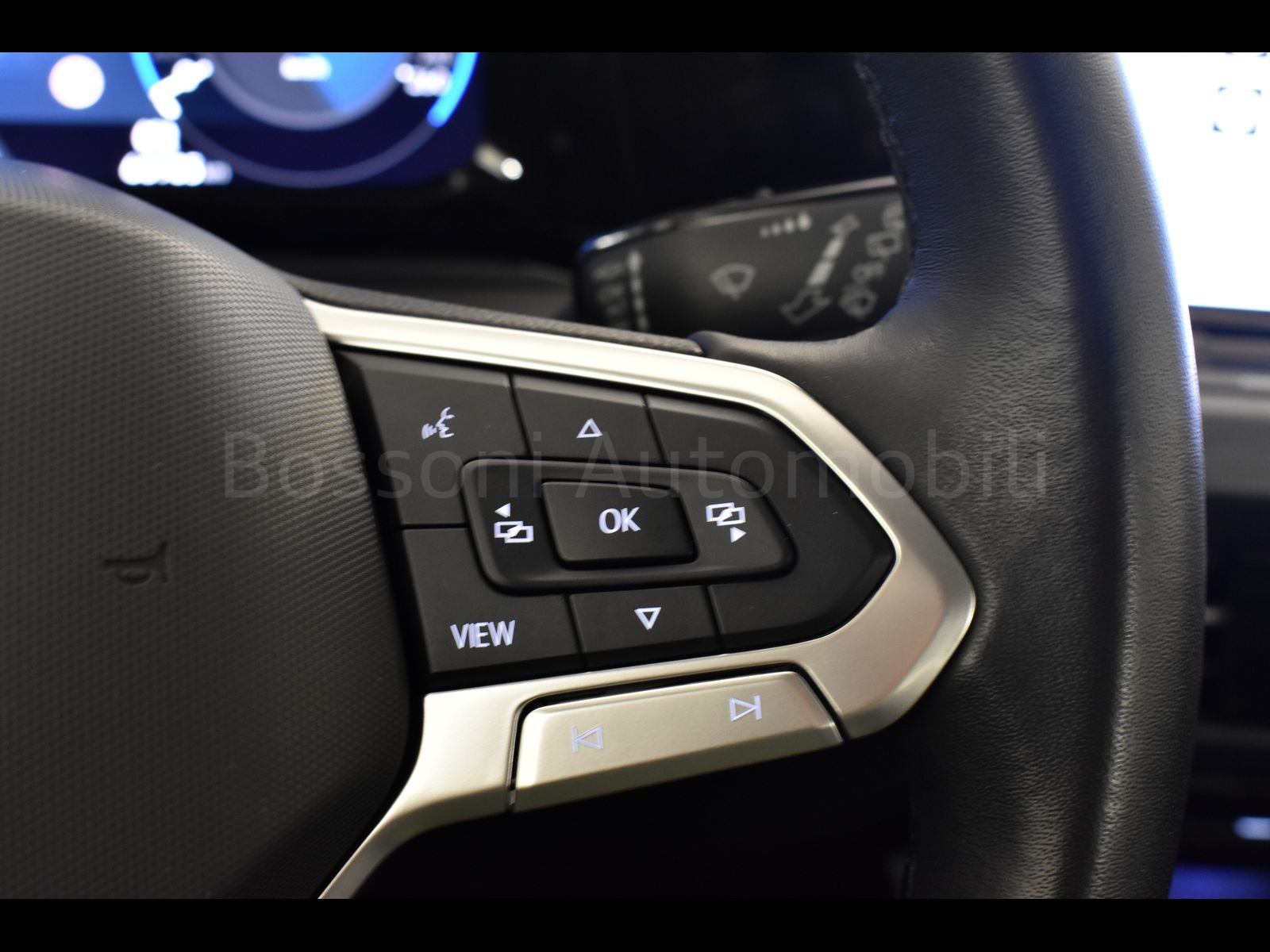 21 - Volkswagen Golf 2.0 tdi scr 115cv style