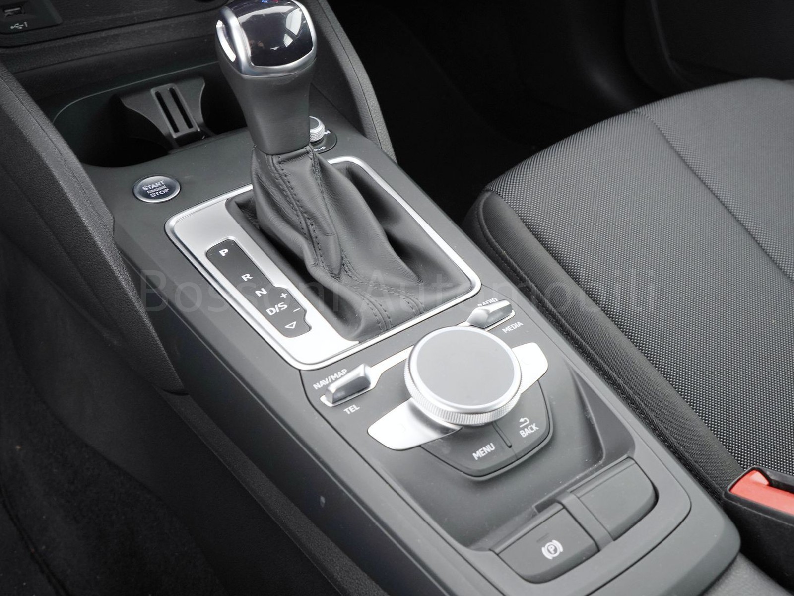 22 - Audi Q2 30 2.0 tdi s line edition s tronic