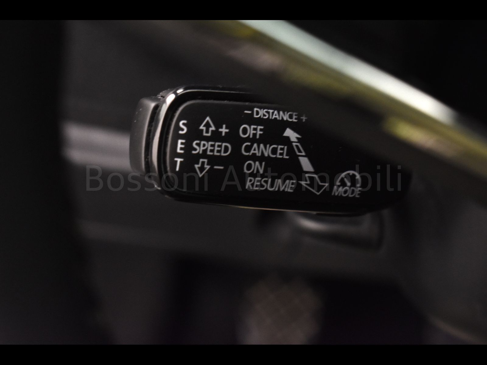 18 - Skoda Kamiq 1.0 tsi 110cv dark shade