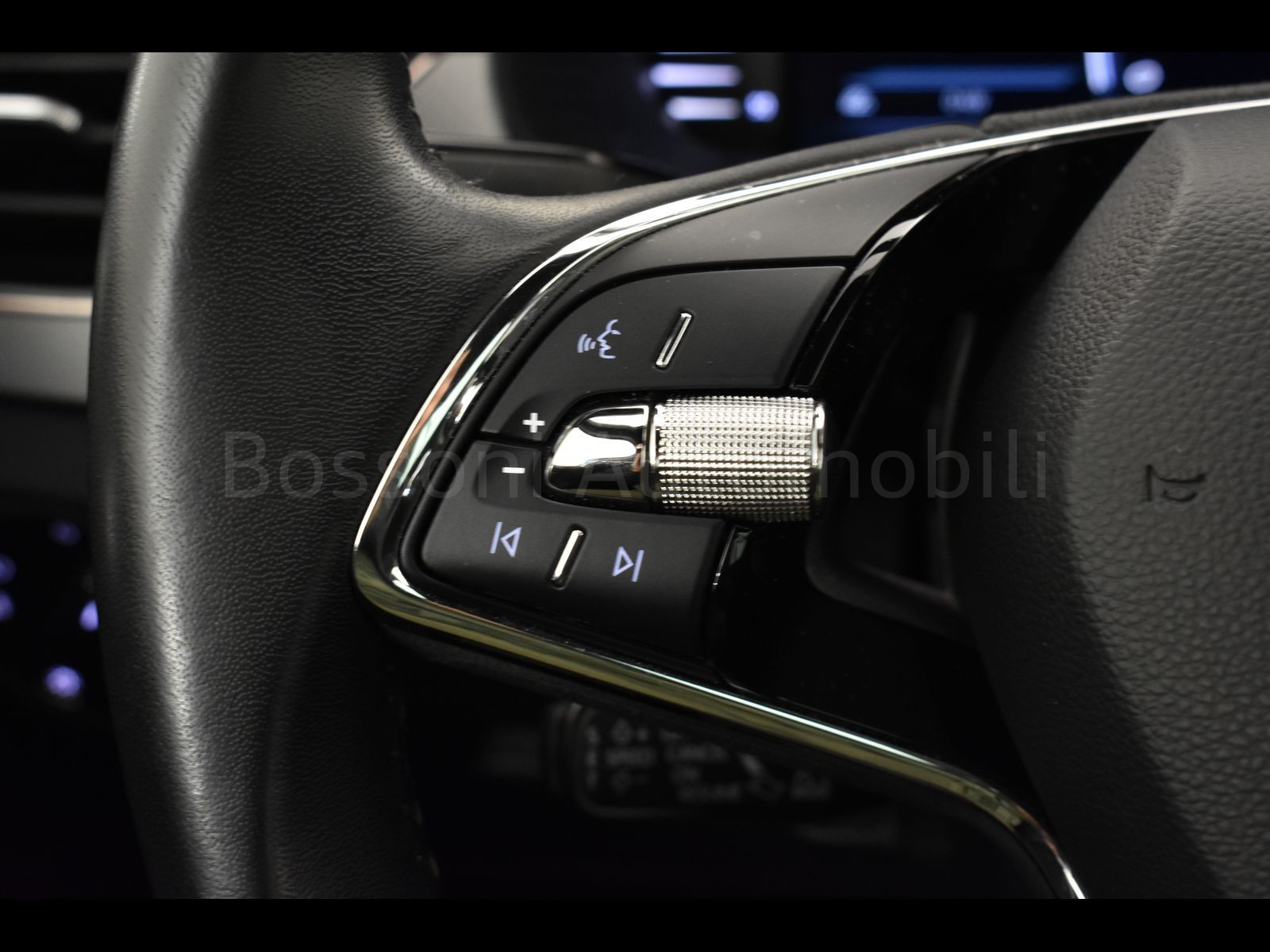 20 - Skoda Kamiq 1.0 tsi 110cv dark shade