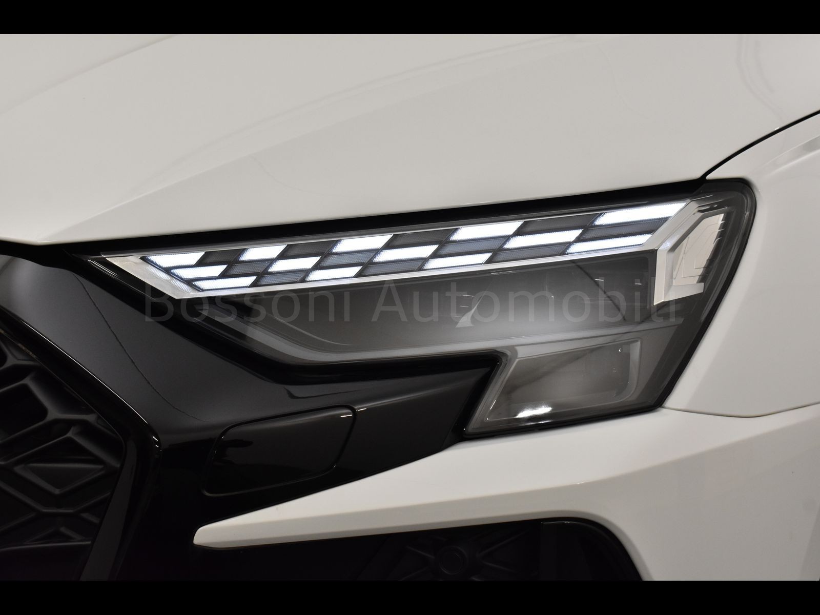 5 - Audi RS3 sportback 2.5 tfsi quattro