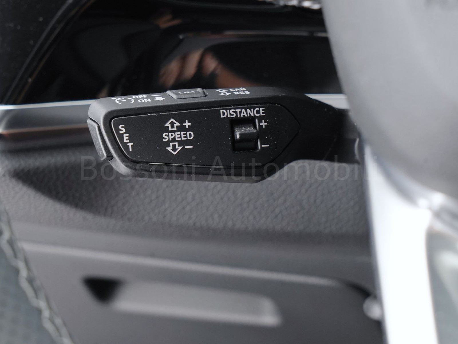 24 - Audi Q3 sportback 40 2.0 tdi 193cv s line edition quattro s tronic