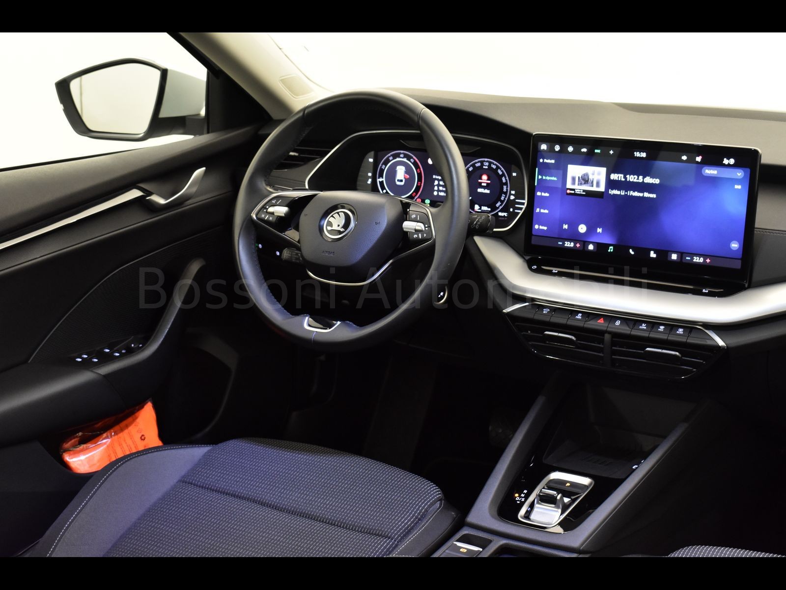 6 - Skoda Octavia wagon 2.0 tdi 150cv executive dsg