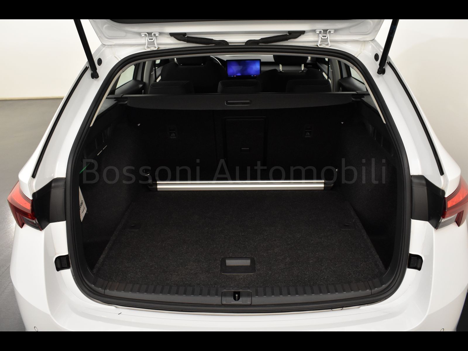 10 - Skoda Octavia wagon 2.0 tdi 150cv executive dsg