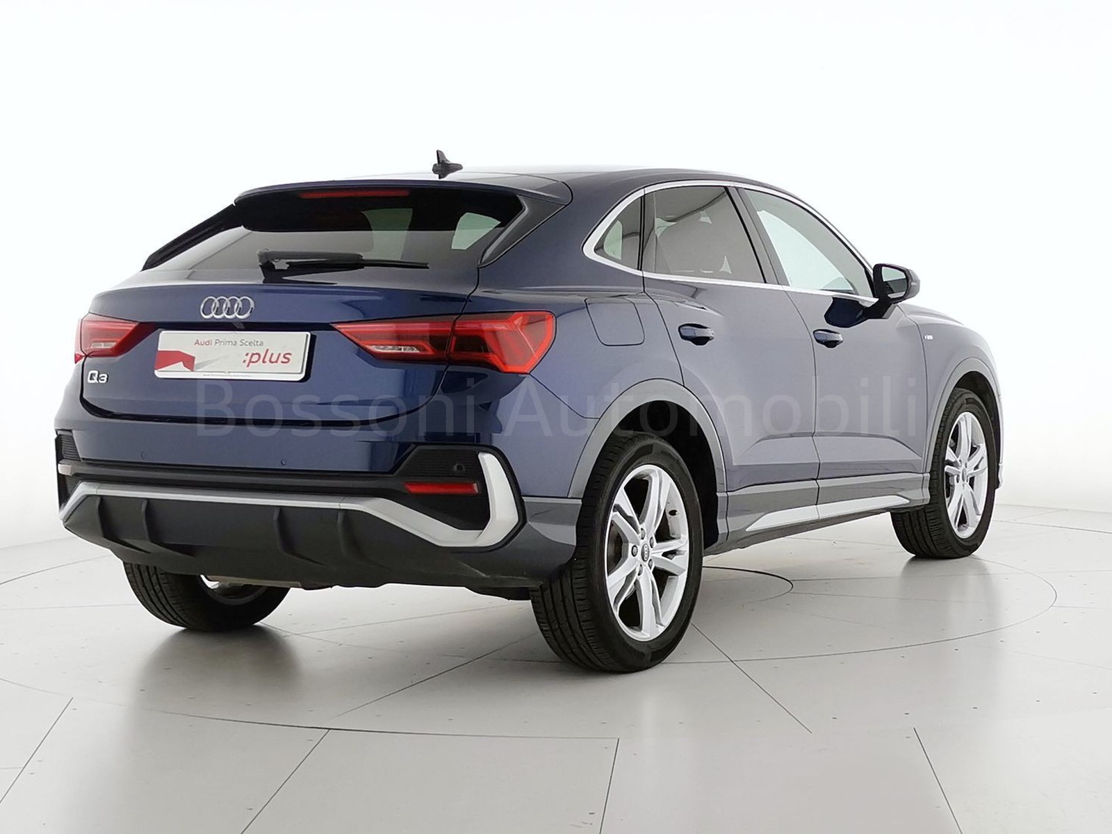 2 - Audi Q3 sportback 35 2.0 tdi s line edition s tronic