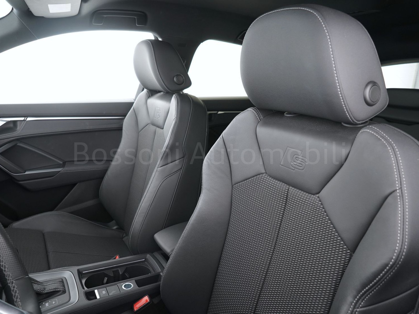 20 - Audi Q3 sportback 35 2.0 tdi s line edition s tronic