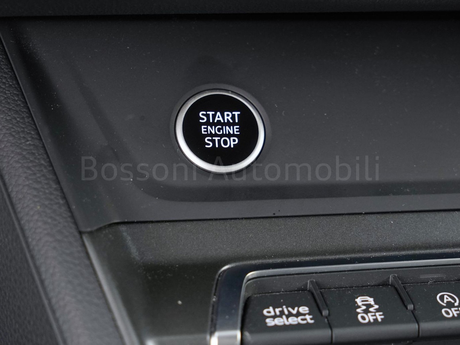 24 - Audi Q3 sportback 35 2.0 tdi s line edition s tronic