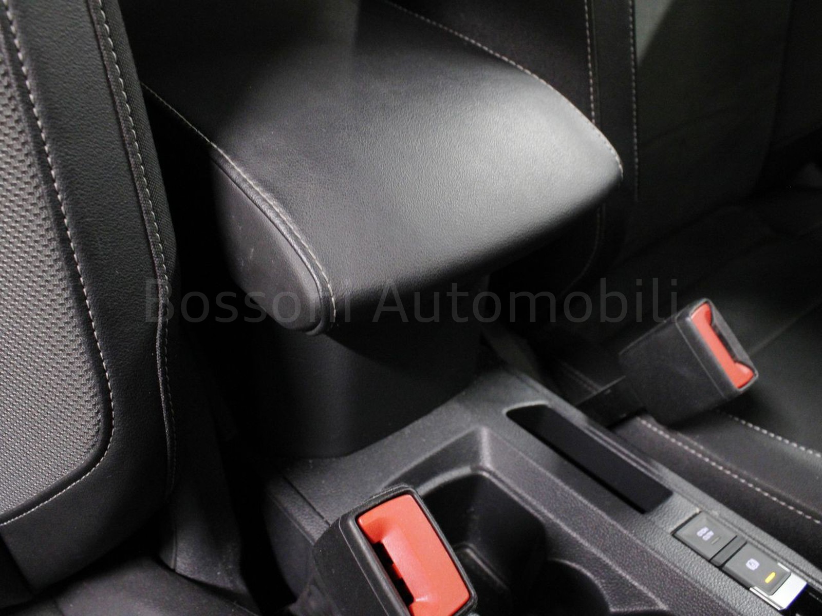 17 - Volkswagen T-Roc 2.0 tdi scr 150cv style dsg