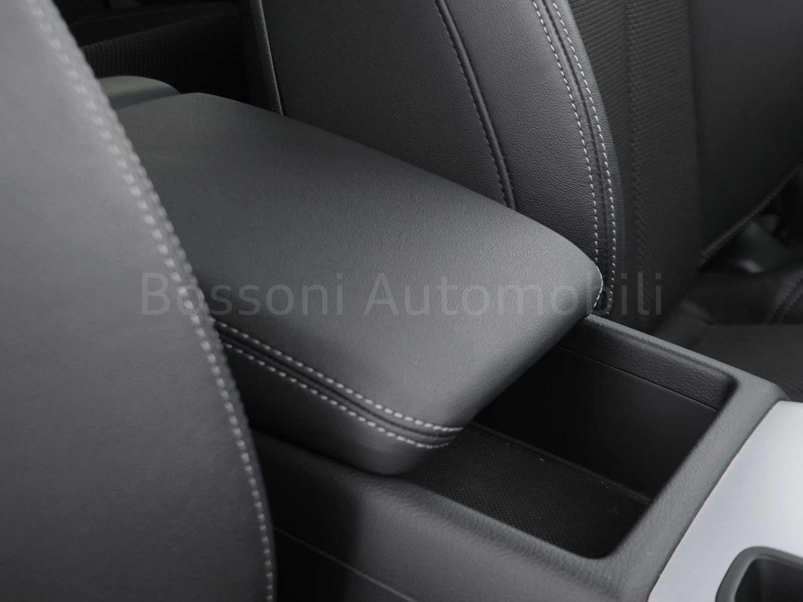 17 - Audi A4 avant 40 2.0 tdi mhev 204cv s line edition quattro s tronic