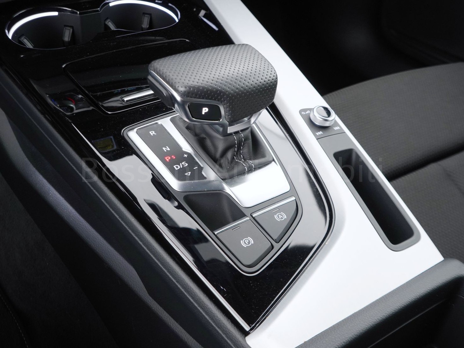 22 - Audi A4 avant 40 2.0 tdi mhev 204cv s line edition quattro s tronic