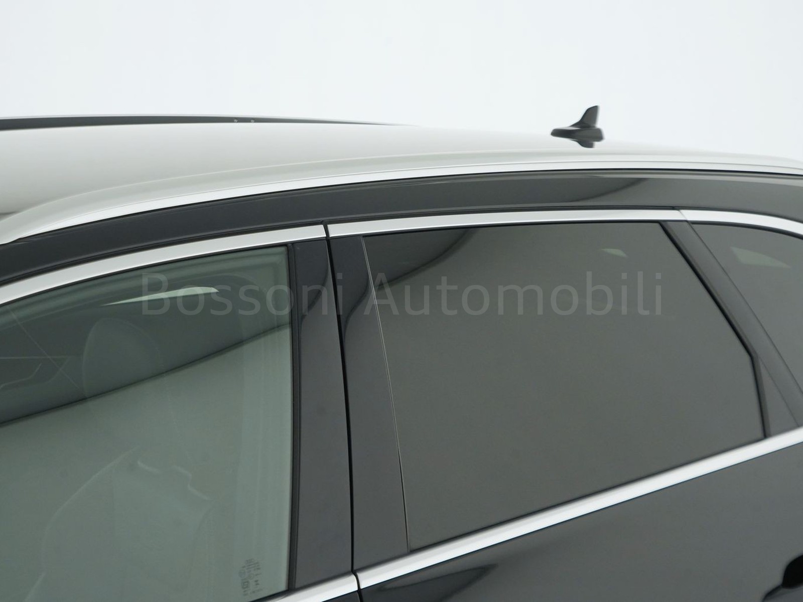 36 - Audi A4 avant 40 2.0 tdi mhev 204cv s line edition quattro s tronic